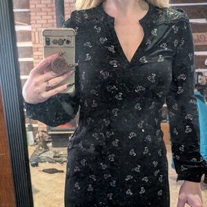 Elegant Black Patterned Dress